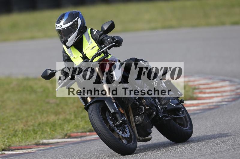 /Archiv-2024/17 01.05.2024 Speer Racing ADR/Schnuppertraining